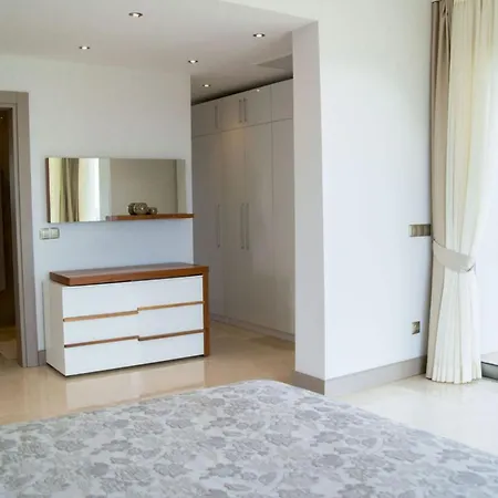 Luxury 5-bedroom Sea View With Private Pool ヴィラ ボドルム